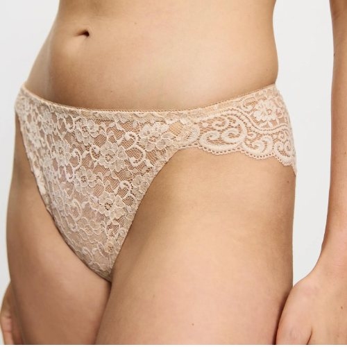 Triumph Amourette skin brief