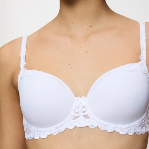 Triumph Modern Finesse white padded bra