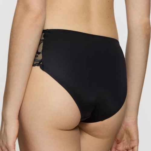 Triumph Modern Finesse black brief