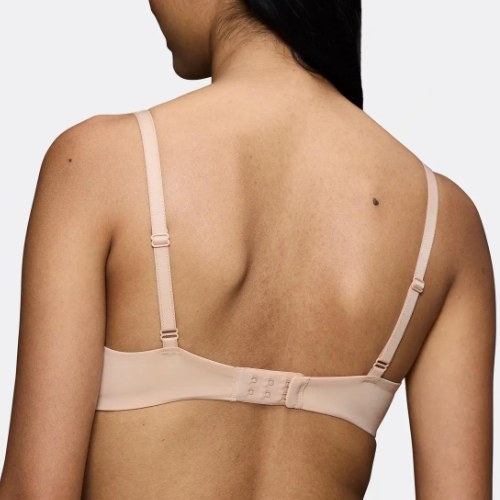 Triumph Body Make-Up Illusion Lace skin padded bra