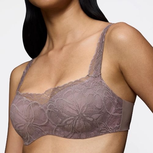 Triumph Body Make-Up Illusion Lace grey padded bra