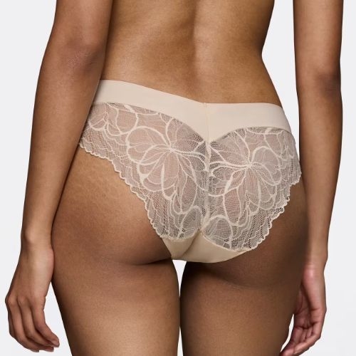 Triumph Body Make-Up Illusion Lace skin brief