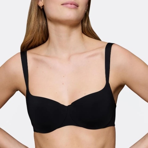 Triumph Body Make-Up Illusion black padded bra