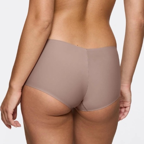 Triumph Body Make-Up Illusion brown short