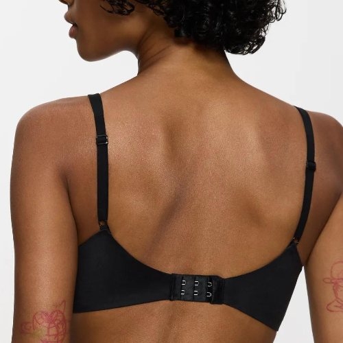 Triumph Body Make-Up Illusion Soft Touch black wireless bra