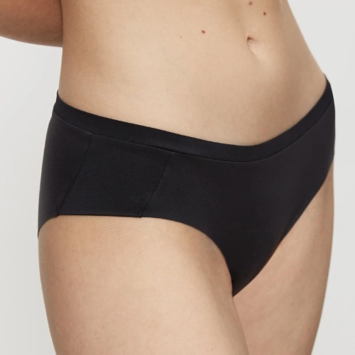 Triumph Body Make-Up Illusion Soft Touch black short