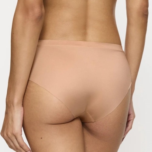 Triumph Body Make-Up Illusion Soft Touch skin brief