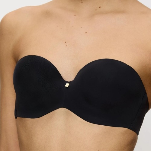 Triumph Body Make-Up Illusion Essentials black padded bra