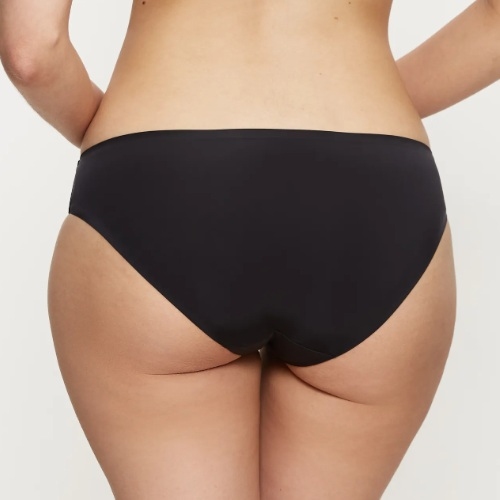 Triumph Body Make-Up Illusion Essentials black brief