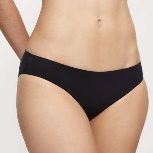 Triumph Body Make-Up Illusion Essentials black brief