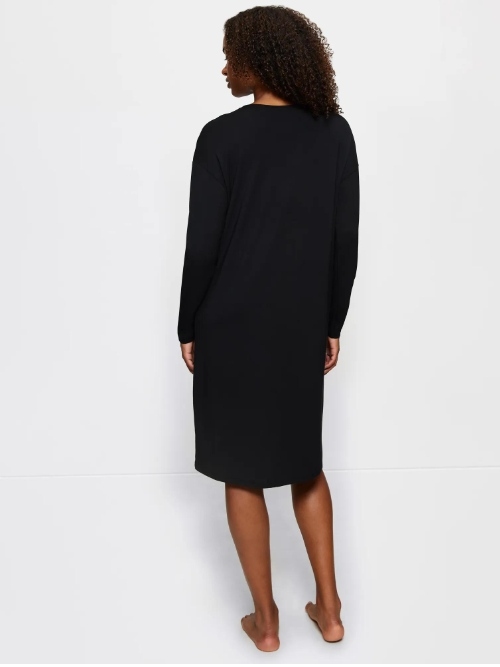 Triumph Timeless Sensuality black nightdress