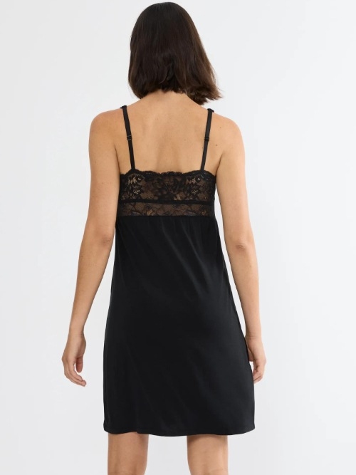 Triumph Timeless Sensuality black slipdress