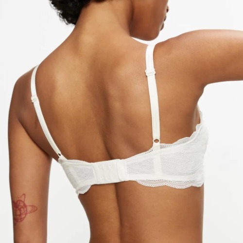 Triumph Lift Smart white push up bra