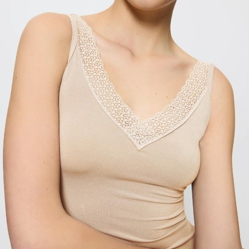 Triumph Feel of Modal beige singlet