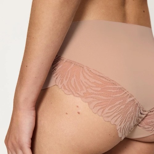 Triumph Pretty Micro skin brief