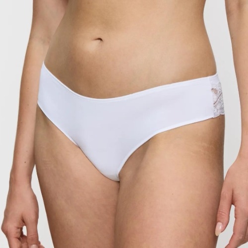 Triumph Lovely Micro white thong