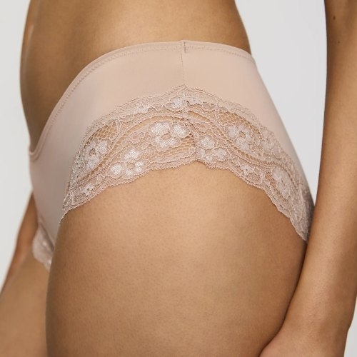 Triumph Lovely Micro skin short