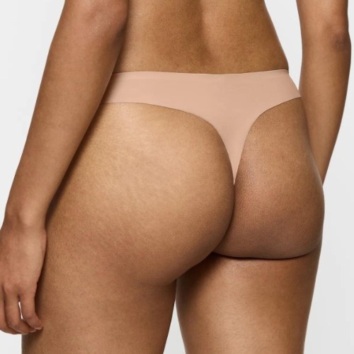 Triumph Smart Invisible beige thong