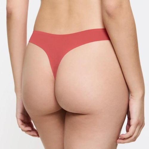 Triumph Smart Invisible red thong