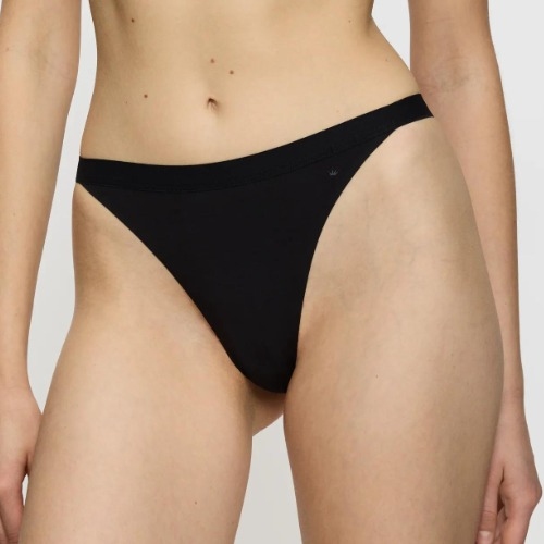 Triumph Smart Natural black thong