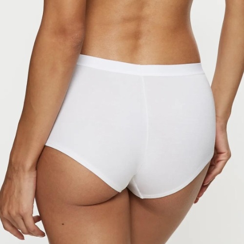 Triumph Smart Natural white short
