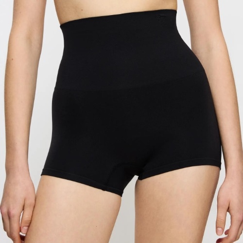 Triumph Soft Sculpt black short
