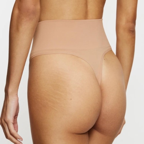 Triumph Soft Sculpt beige thong