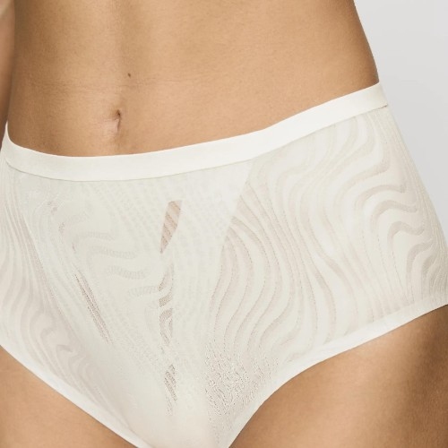 Triumph Shape Smart Ellipse off white brief