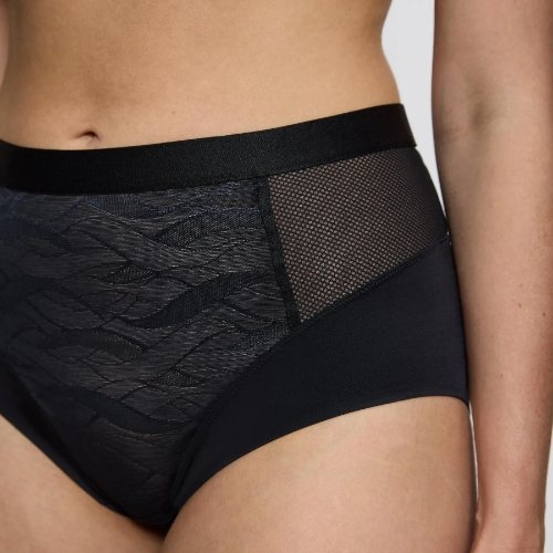 Triumph Airy Sensation black brief