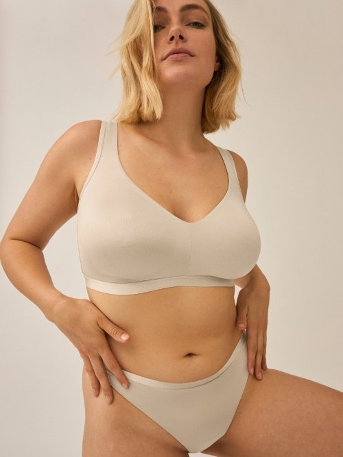 Naturana Everyday beige thong