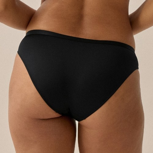 Naturana Everyday black brief