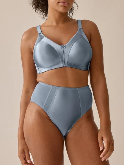 Naturana Minimizer blue wireless bra