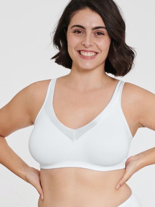 Naturana Minimizer white wireless bra