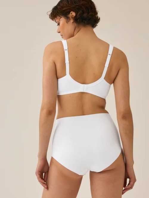 Naturana Heritage white wireless bra