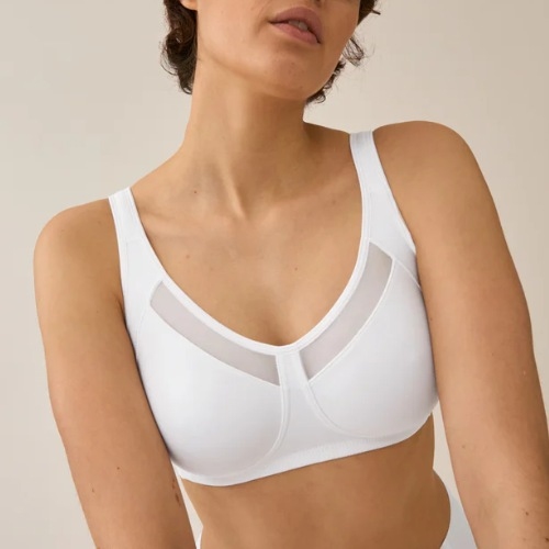 Naturana Heritage white wireless bra