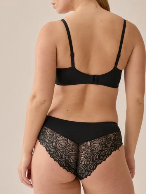 Naturana Everyday black wireless bra