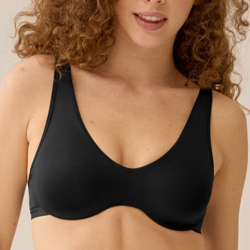 Naturana Everyday black wireless bra