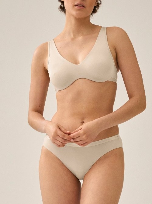 Naturana Everyday beige wireless bra