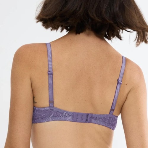 Triumph Amourette Charm violet padded bra
