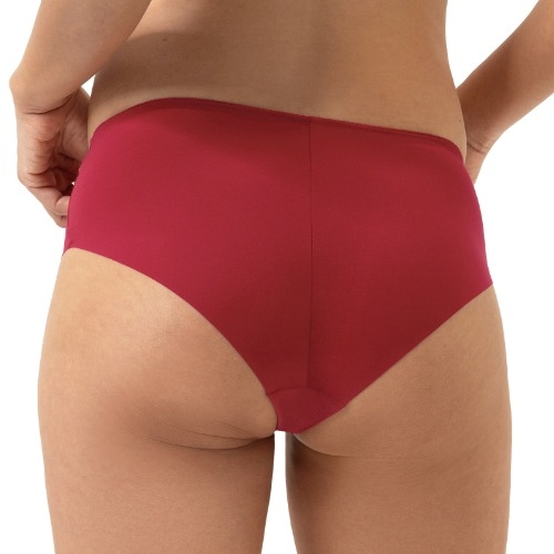Mey Delightful red short