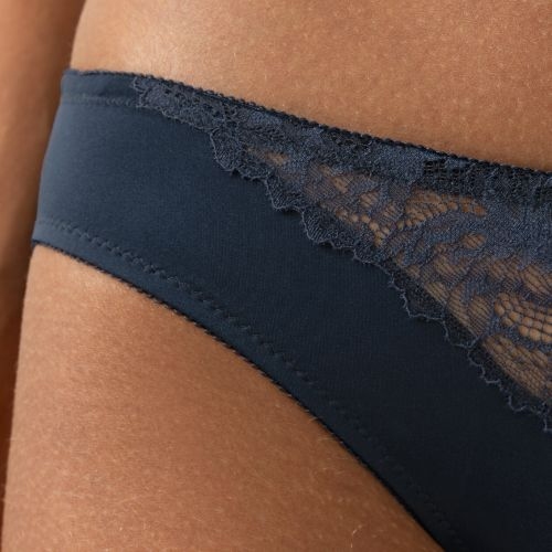 Mey Lingerie Luxurious navy blue brief