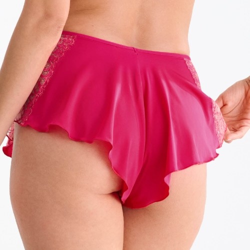 Lisca Highlight raspberry short