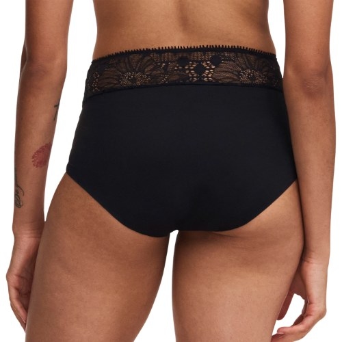 Chantelle Day to Night black period panty