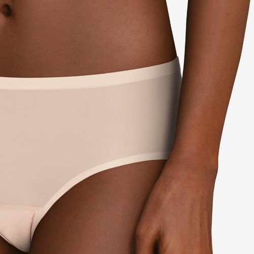 Chantelle SoftStretch beige short