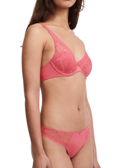 Chantelle True Lace coral padded bra