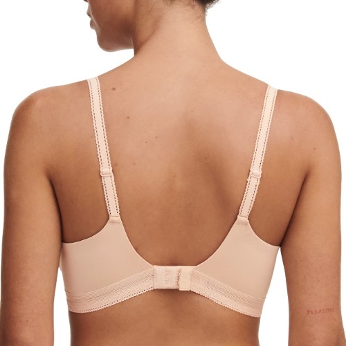 Chantelle True Lace beige non-padded bra