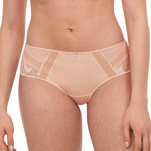 Chantelle True Lace beige short