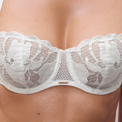 Chantelle Fleurs Signature white non-padded bra