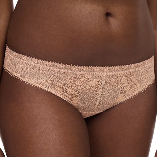 Chantelle Day to Night brown thong