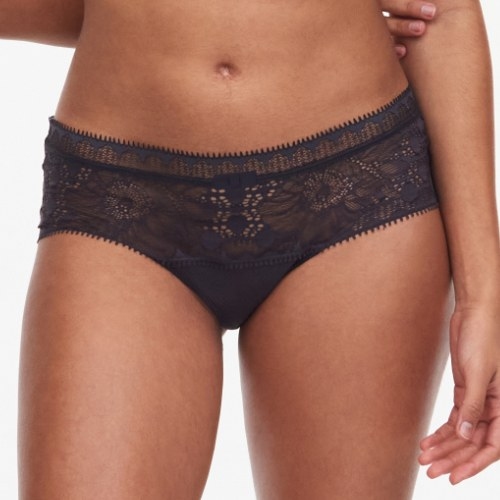 Chantelle Day to Night grey short